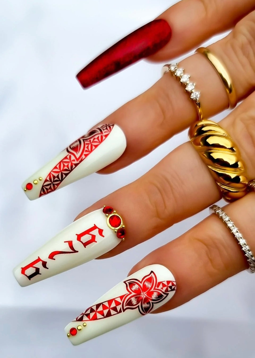 676 Red Island Foils | Nail Set | A Prim Improper Nails Recreation