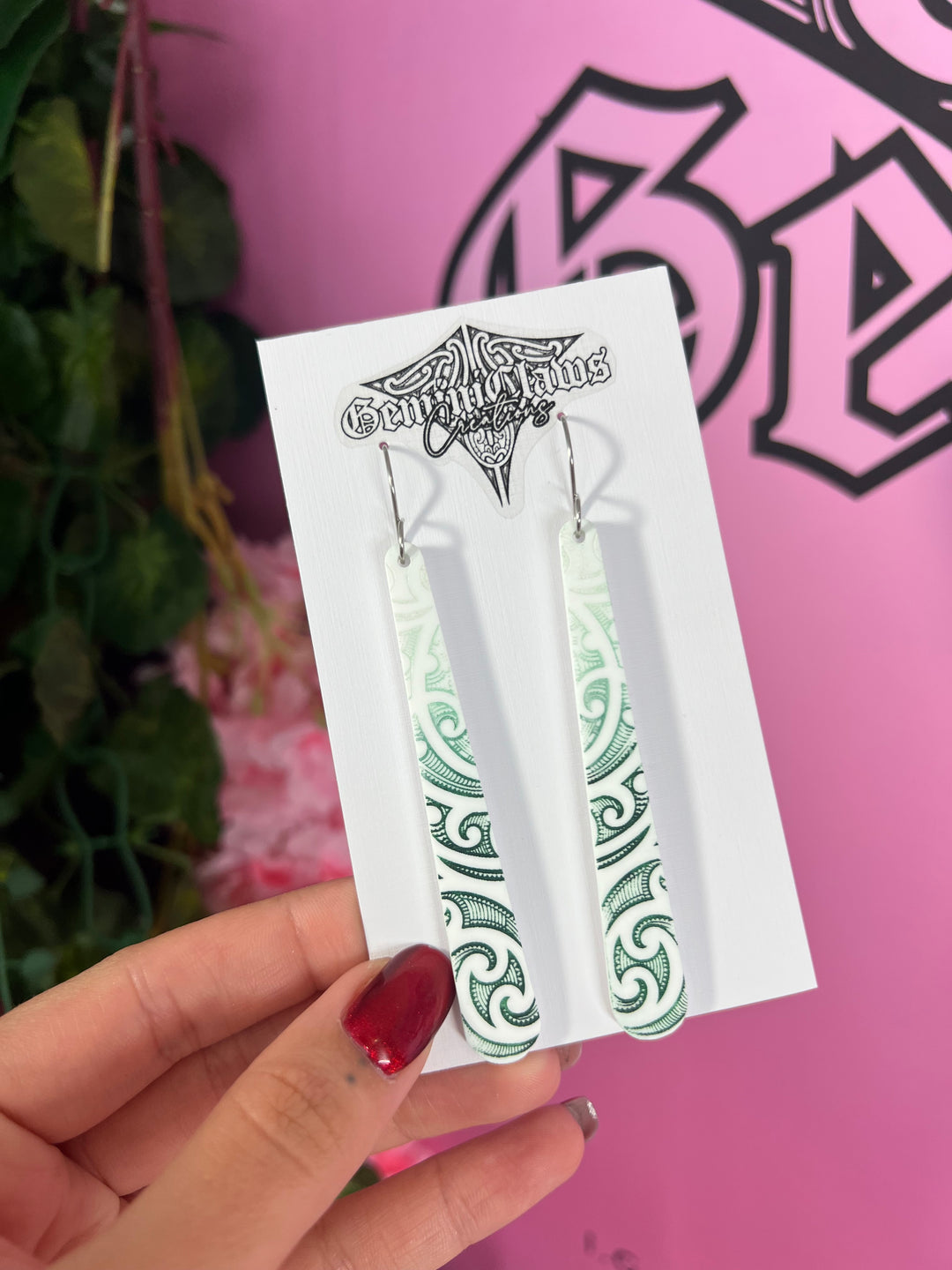 Green & White Ombre | He Timatanga Hou Design