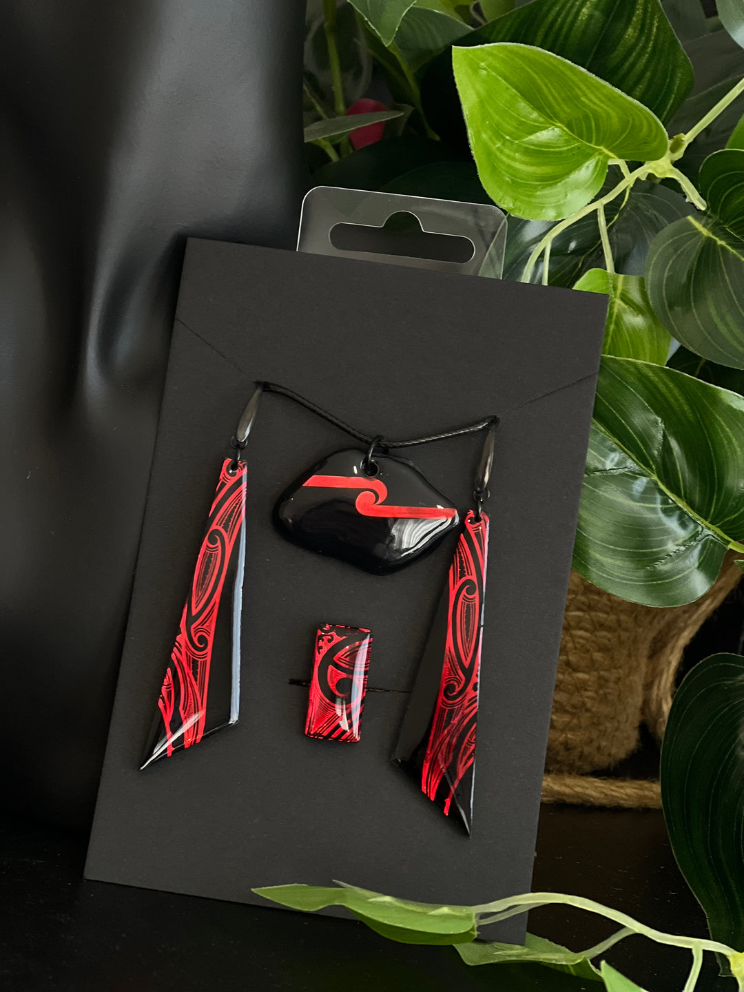 Red & Black | Necklace, Earrings & Ring Set