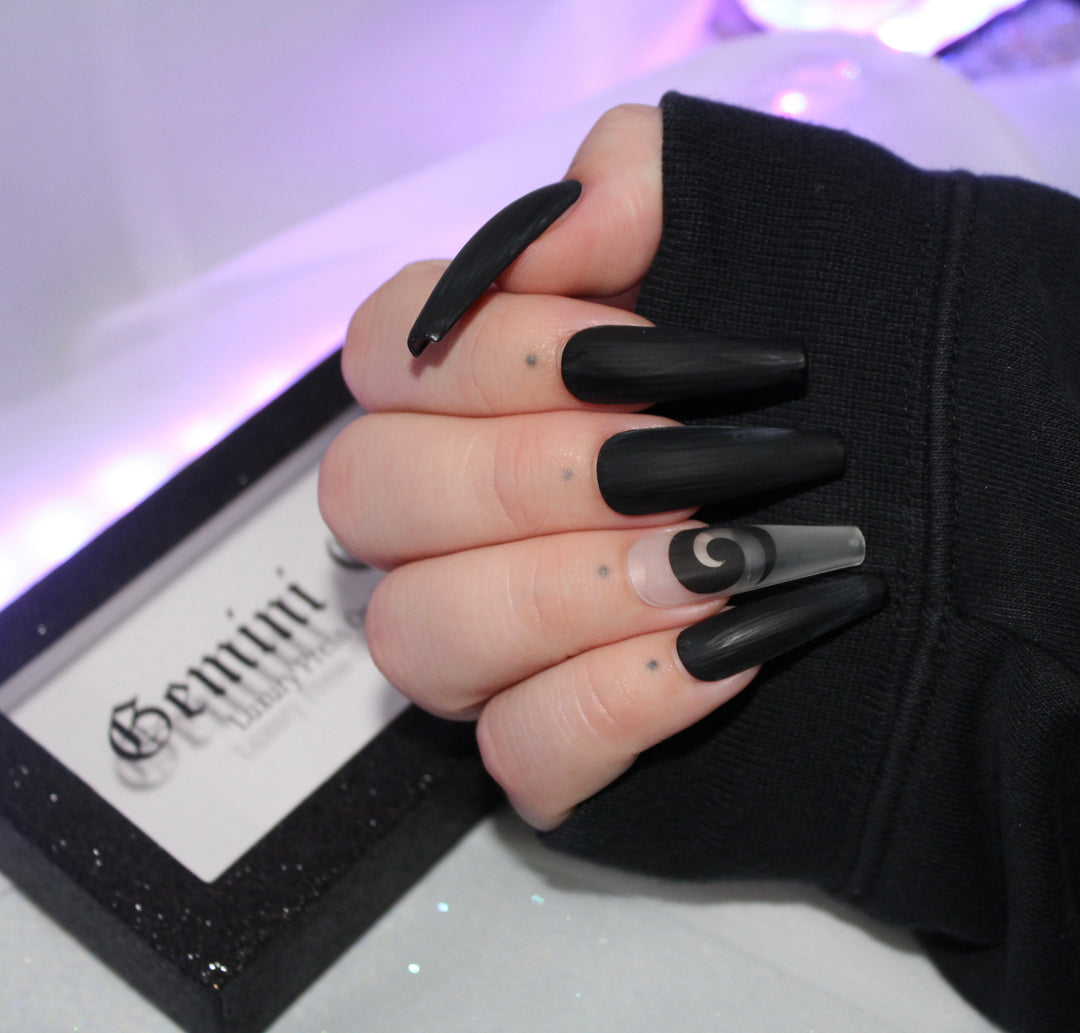 Koru Design (Black)