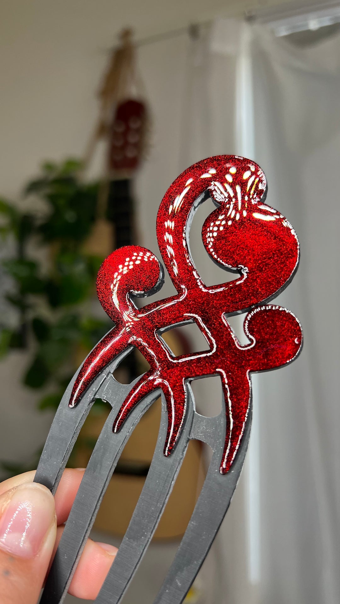 Te Tūāpapa Heru - Red