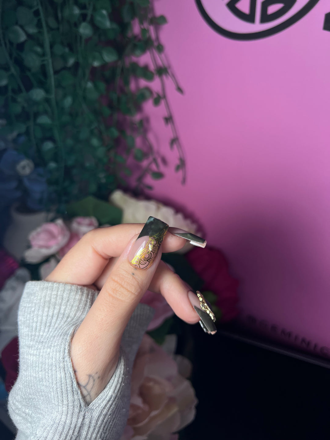 Dark Pounamu French Tip