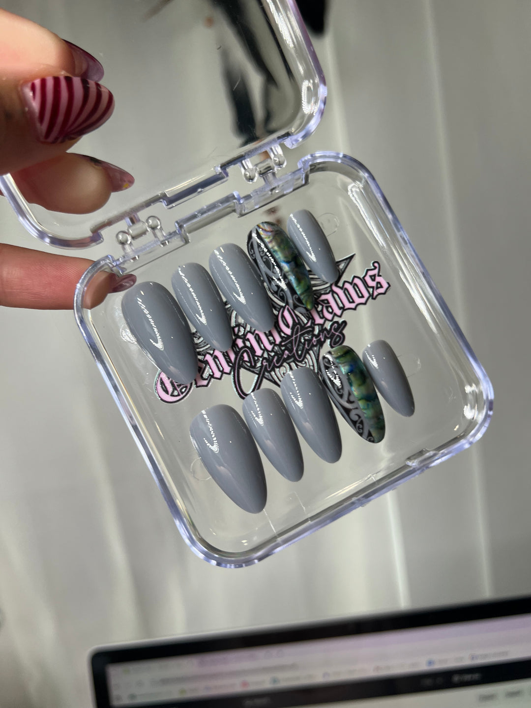 Medium Almond Grey & Paua