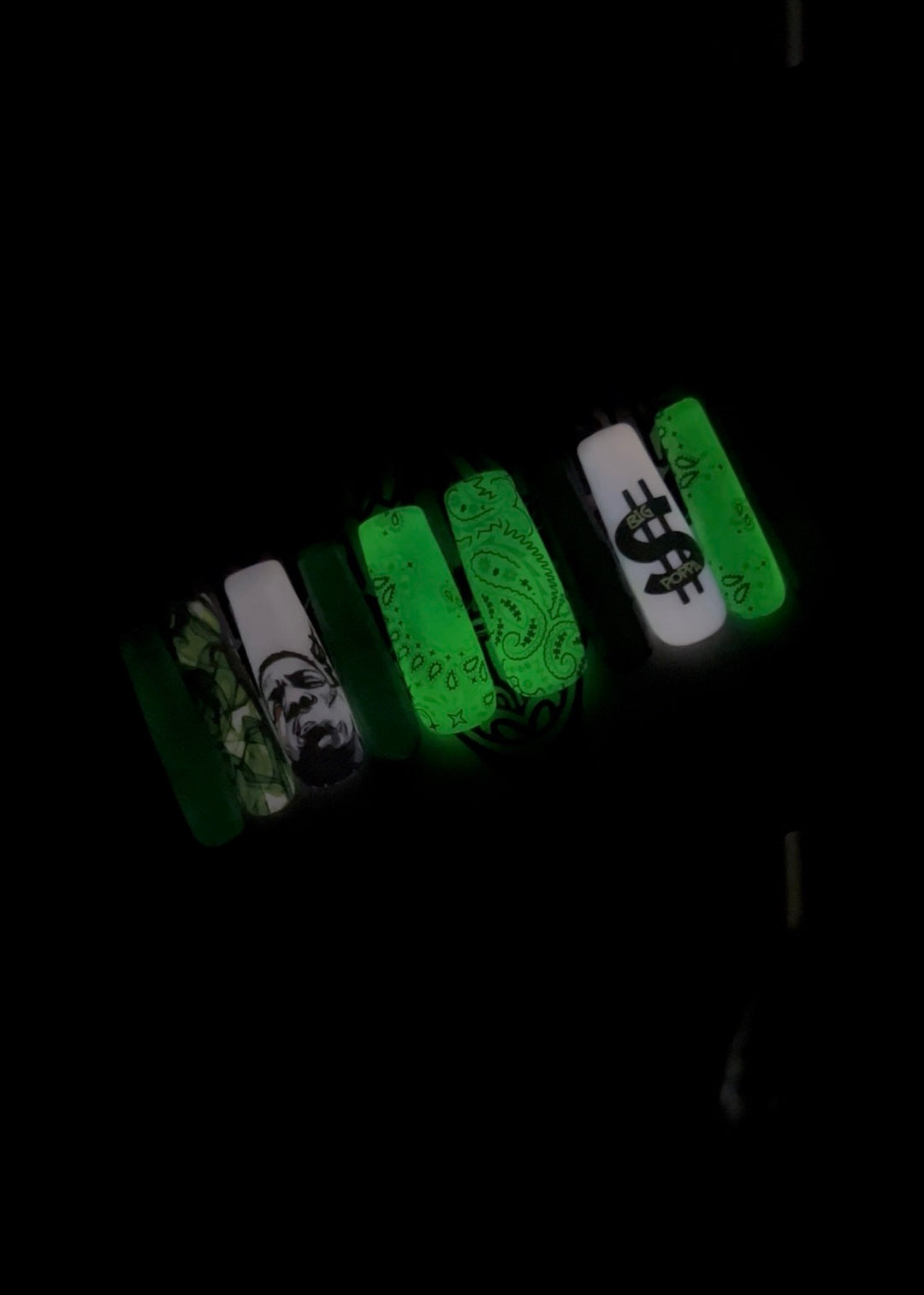B I G glow | Nail Sizes 3,7,6,7,9 s/m| Long Square