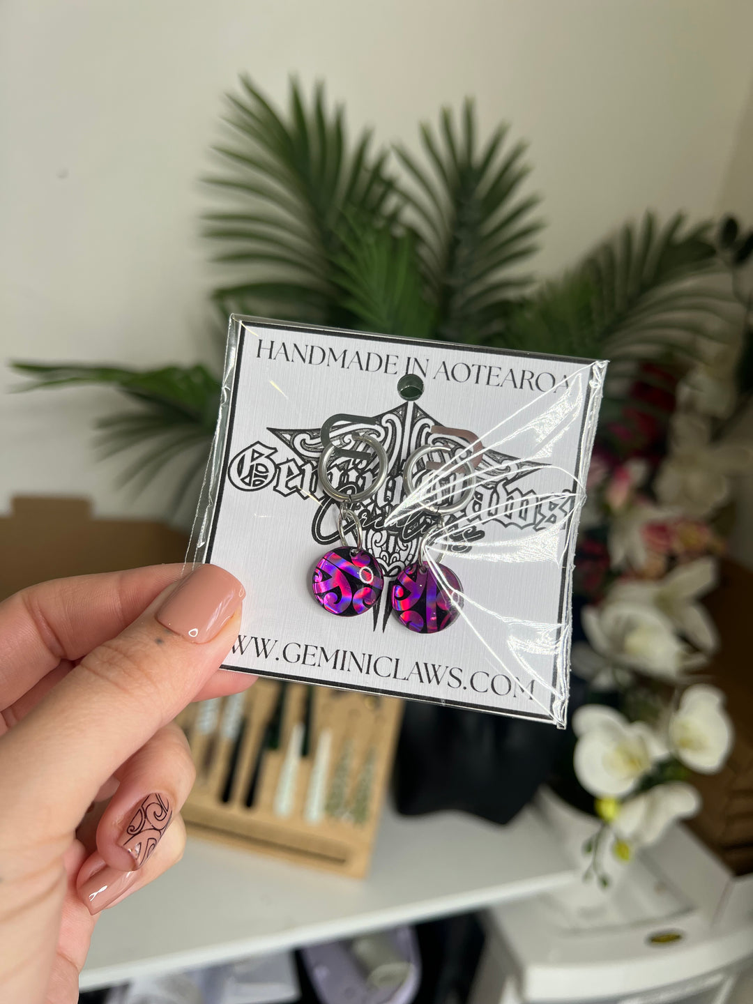Black Te Ao Marama | Pink Garnet Inspired Base