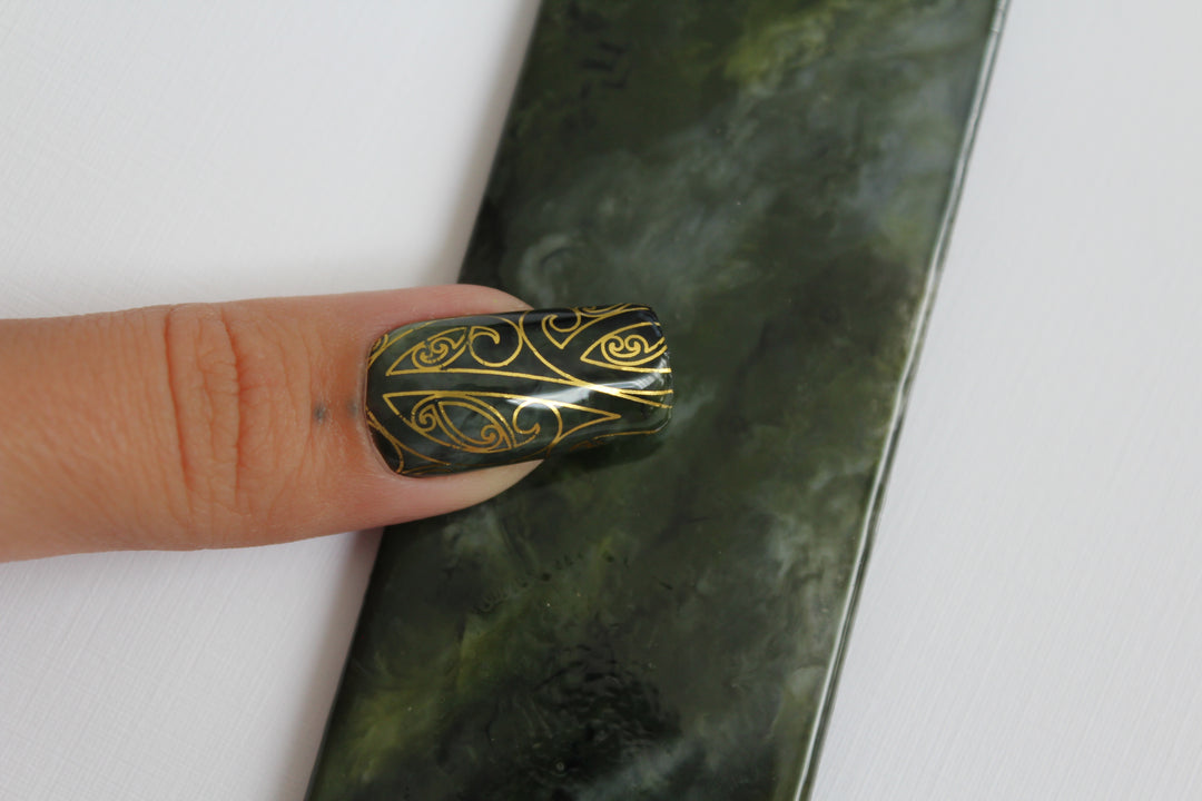 Pounamu Inspired | Brushed Gold Anamata Designs | Press on Set