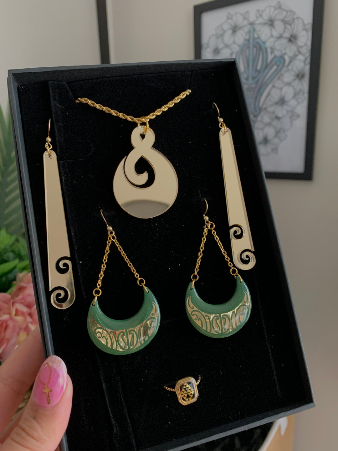 Sand Pikorua Matching Set