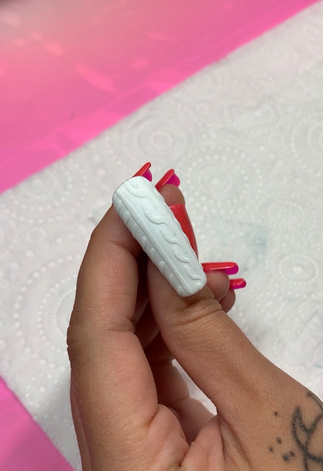 Textured Whites | Press on Nails