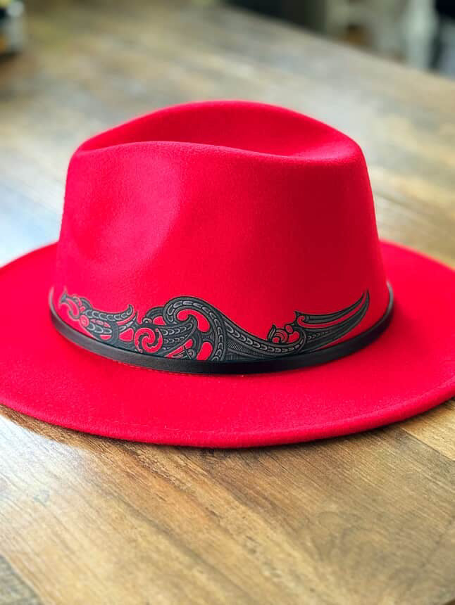 Medium Brim Red Potae