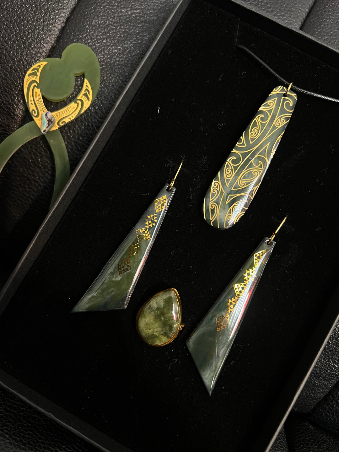 Kākāriki &amp; Gold