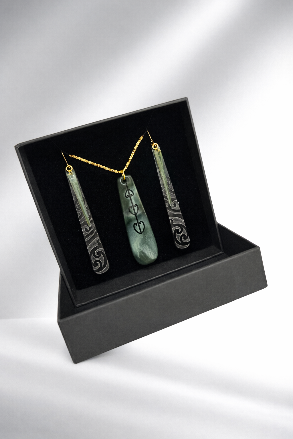 He Timatanga Hou – Faux Pounamu Set