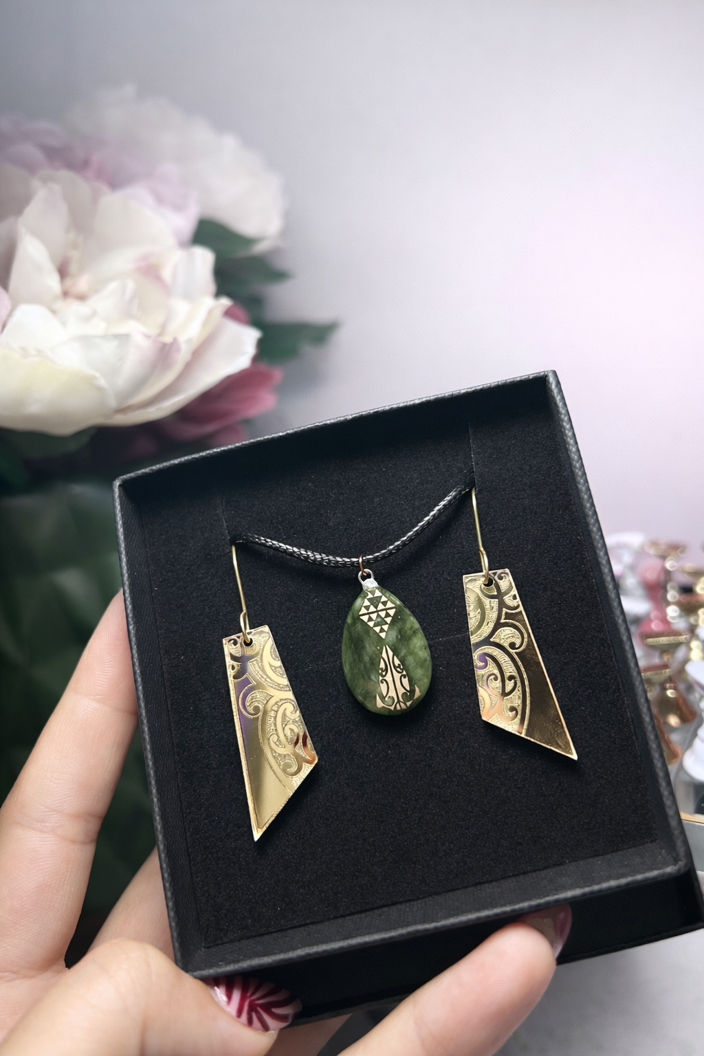 Te Pō Vanilla Beige Set