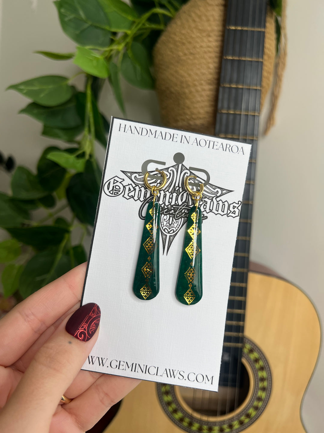Emerald Roimata Huggie Earrings – Gold Tāniko Design with Gold Finishings