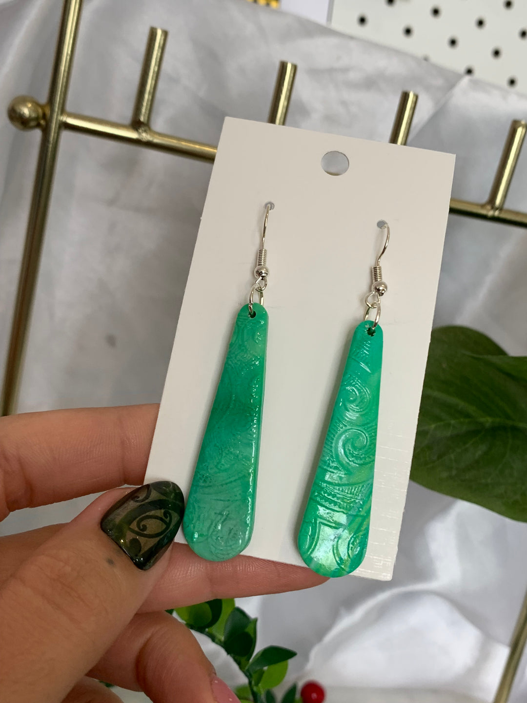 Seafoam Roimata Embossed Gloss