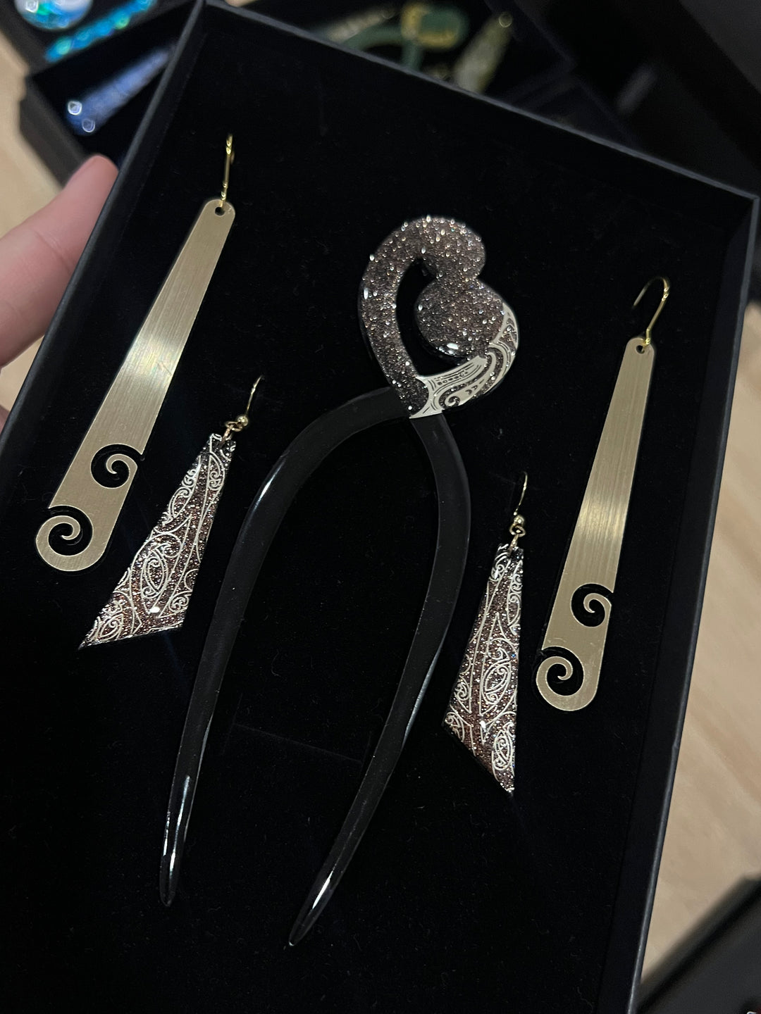 Champagne Statement Set