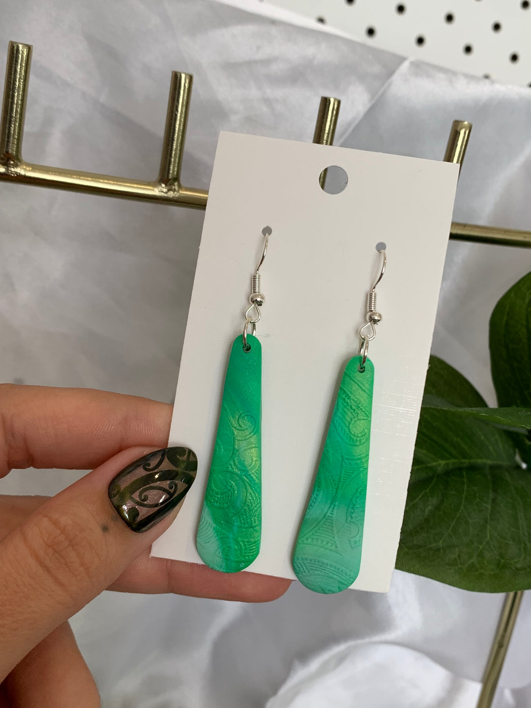 Seafoam Roimata Embossed Matte