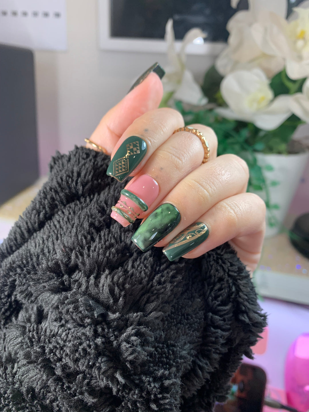 Bangle Pounamu Inspired Press Ons