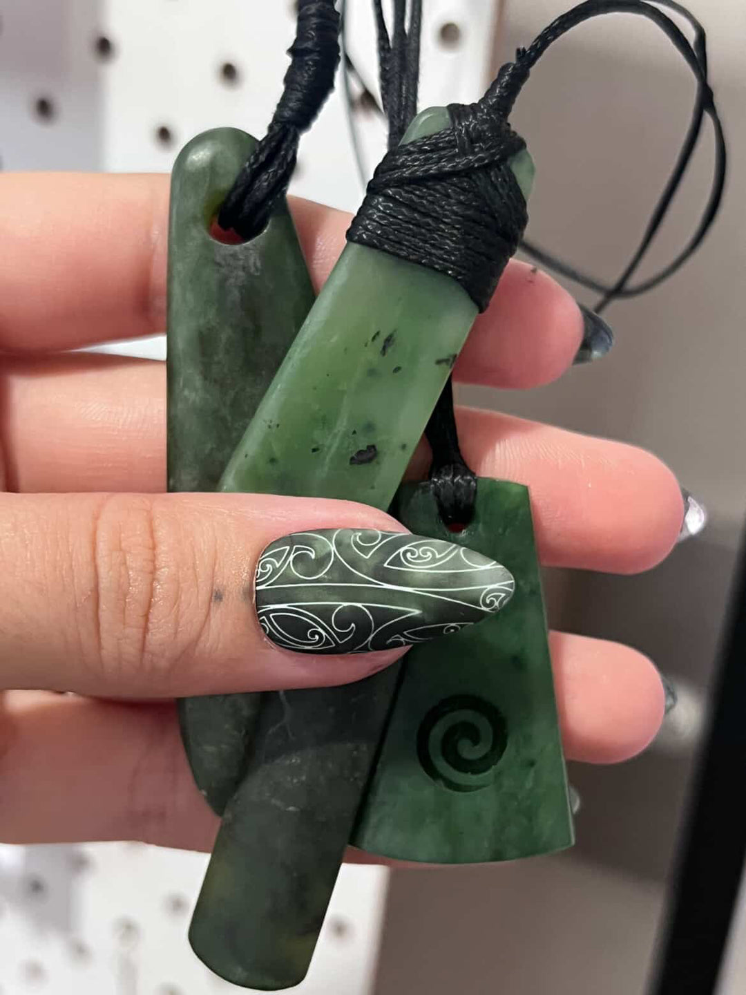 Dark Pounamu x Anamata Full Designed Set | Press Ons