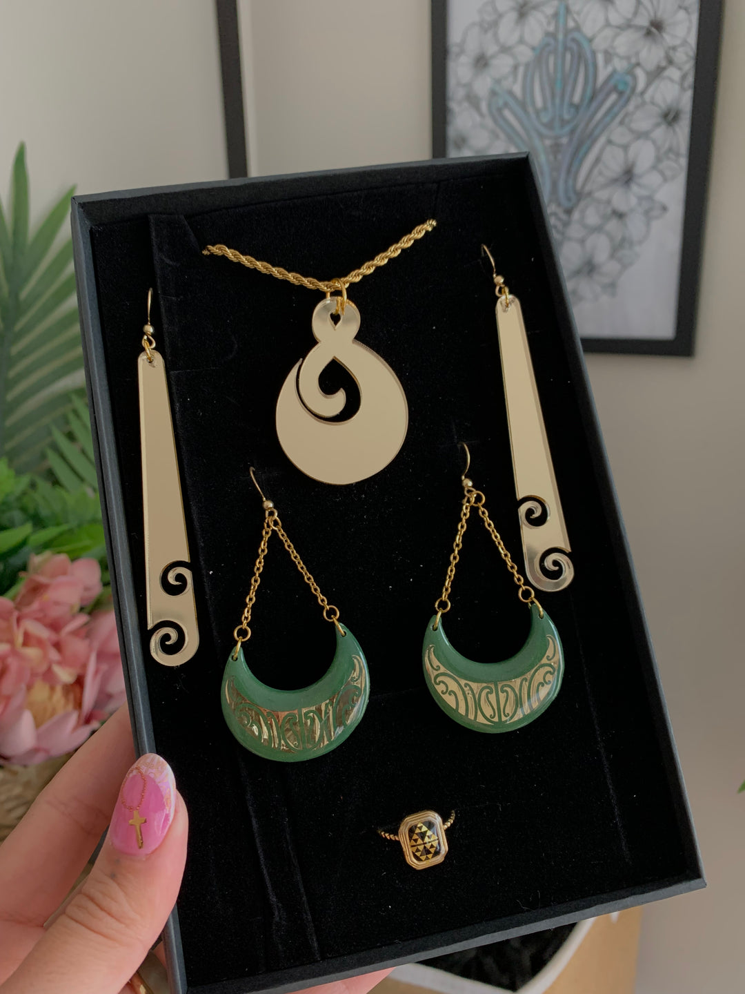 Sand Pikorua Matching Set