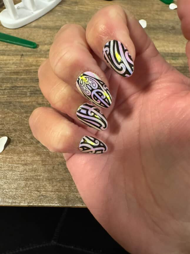 Unicorn Come | Māori Designs | Press on Set