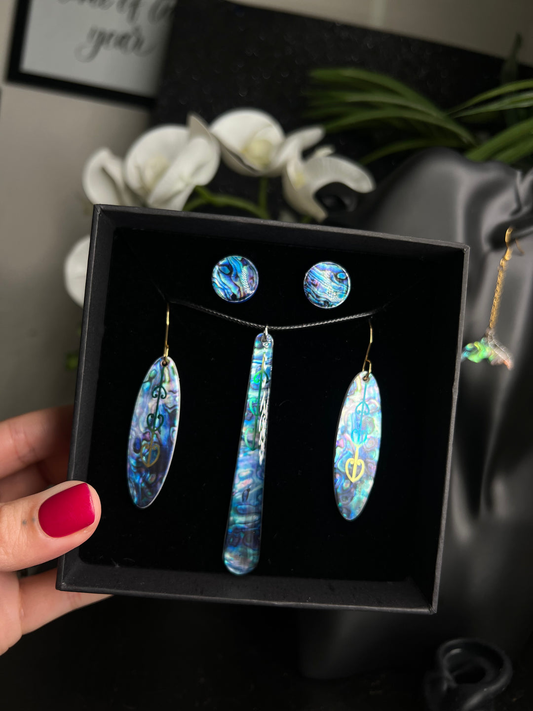 Handpainted Pāua Encapsulated Resin Set