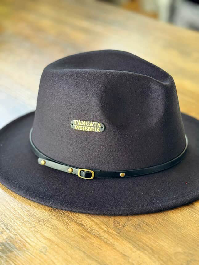 Medium Brim Black Potae