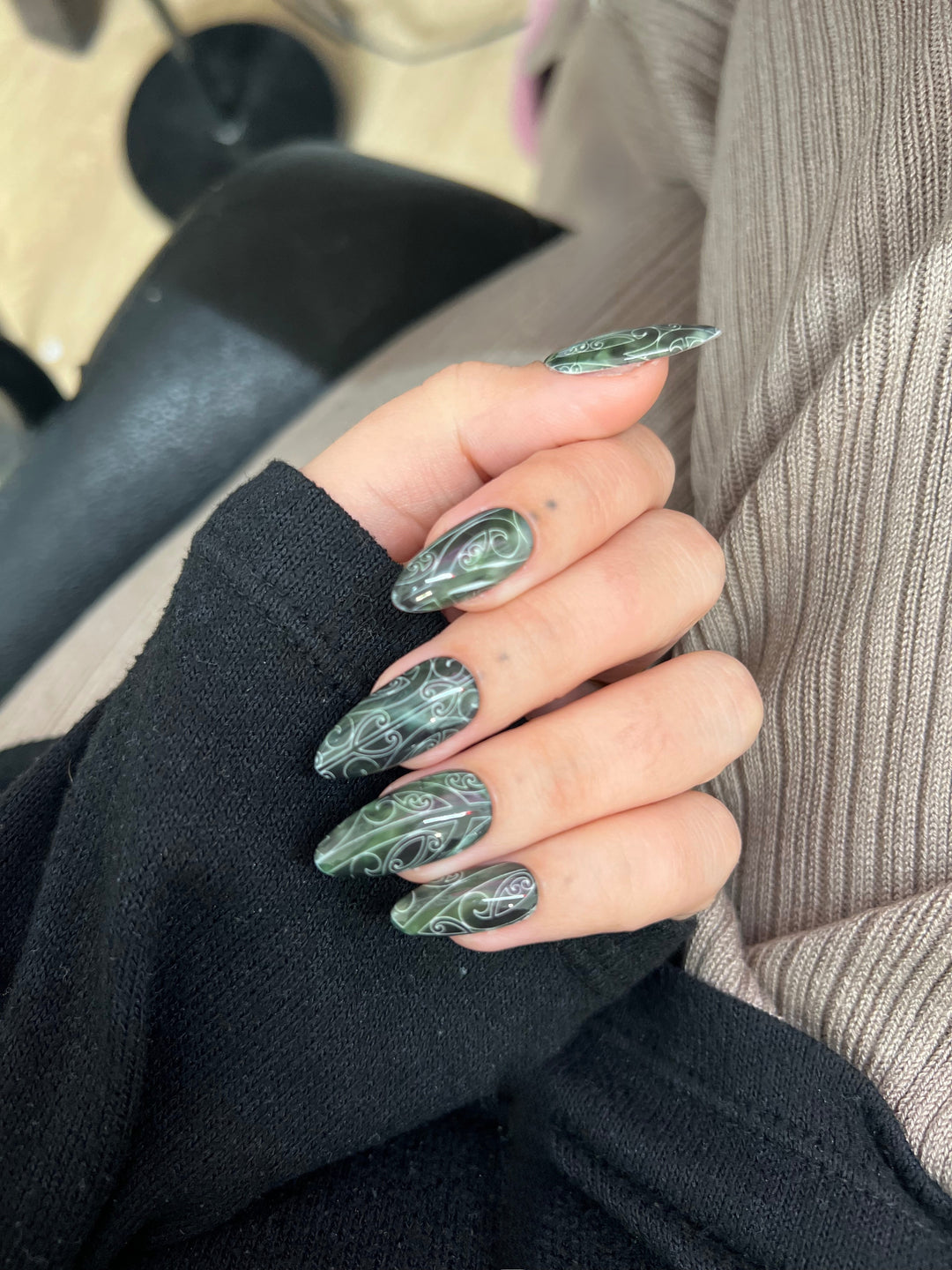 Dark Pounamu x Anamata Full Designed Set | Press Ons