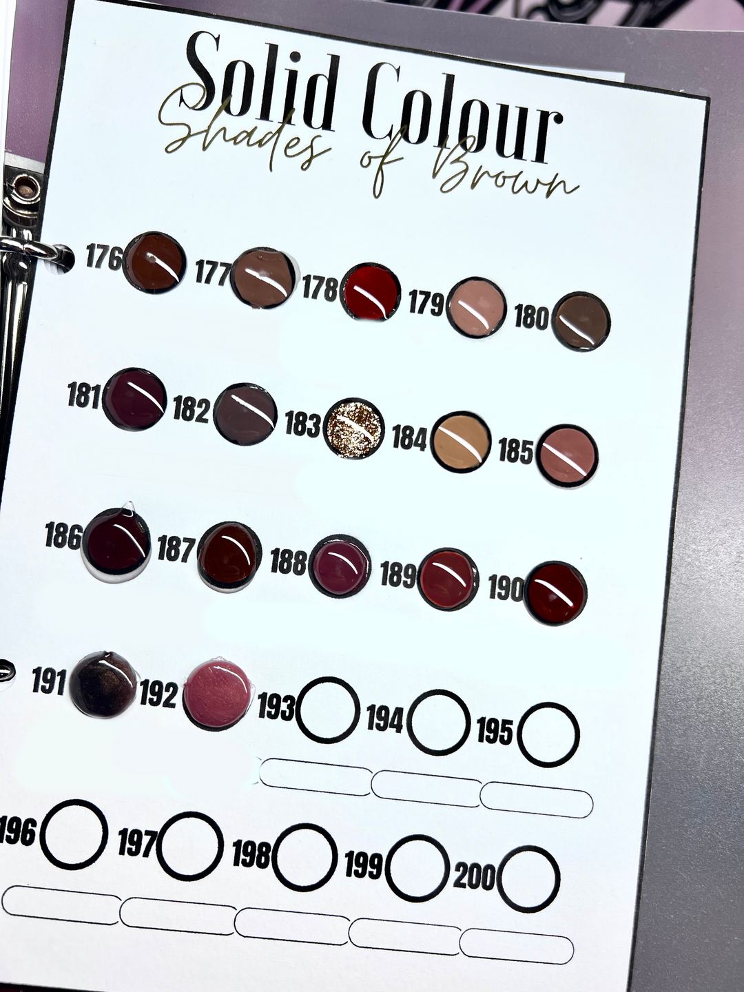 FREE - SOLID COLOUR VIEWING CHART