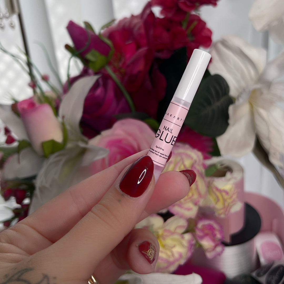 Nail Glue