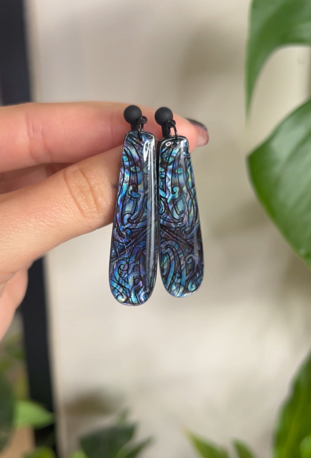 nga kanohi o nga Whetū earrings