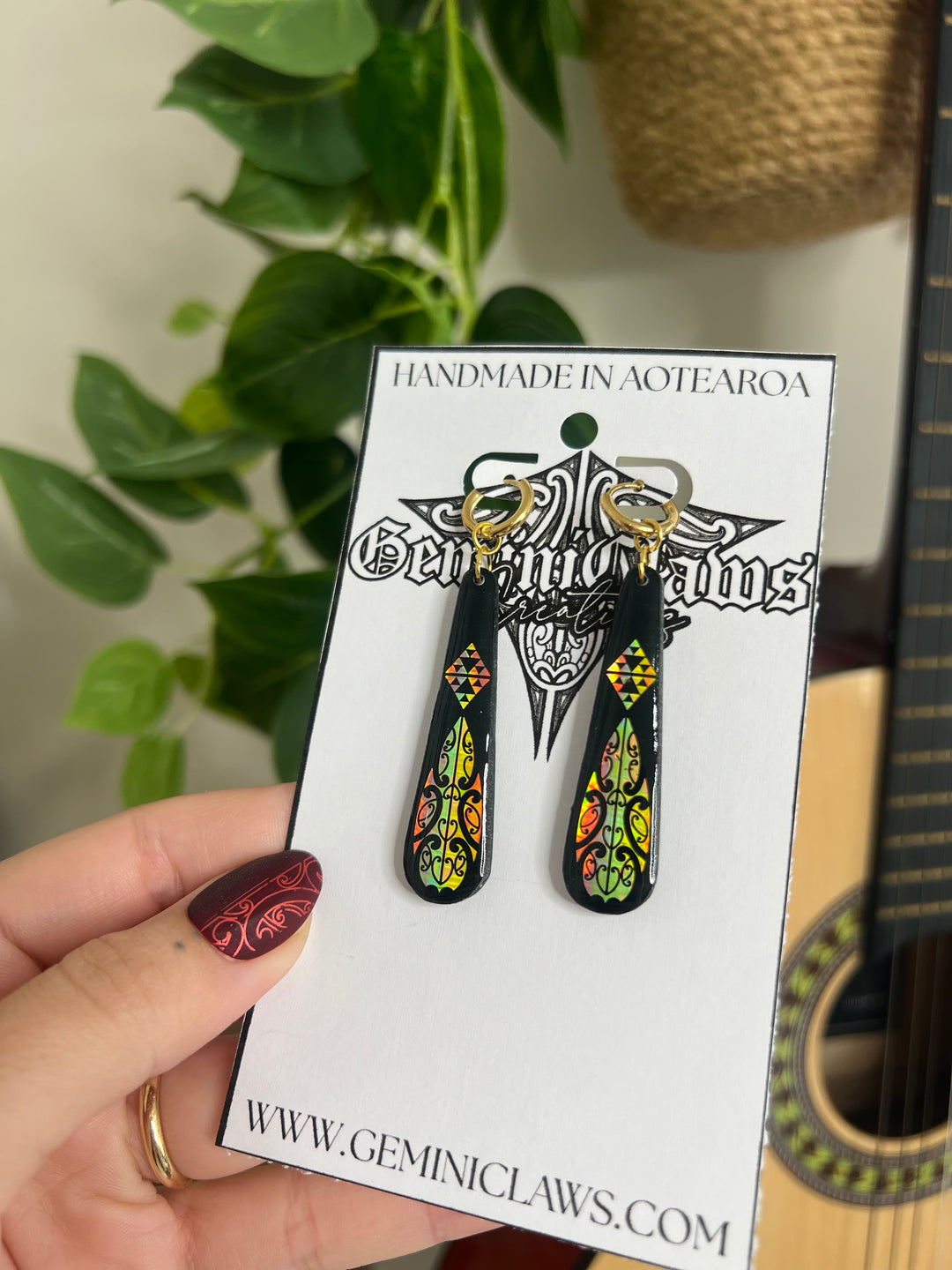 Holo Gold Petite Te Pō Roimata Huggie Earrings – Black Base with Gold Finishings