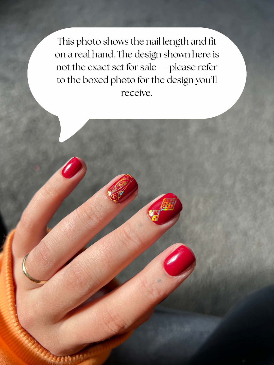 Red Short Manicure Length Nails | Petite Te Pō Gold Designs