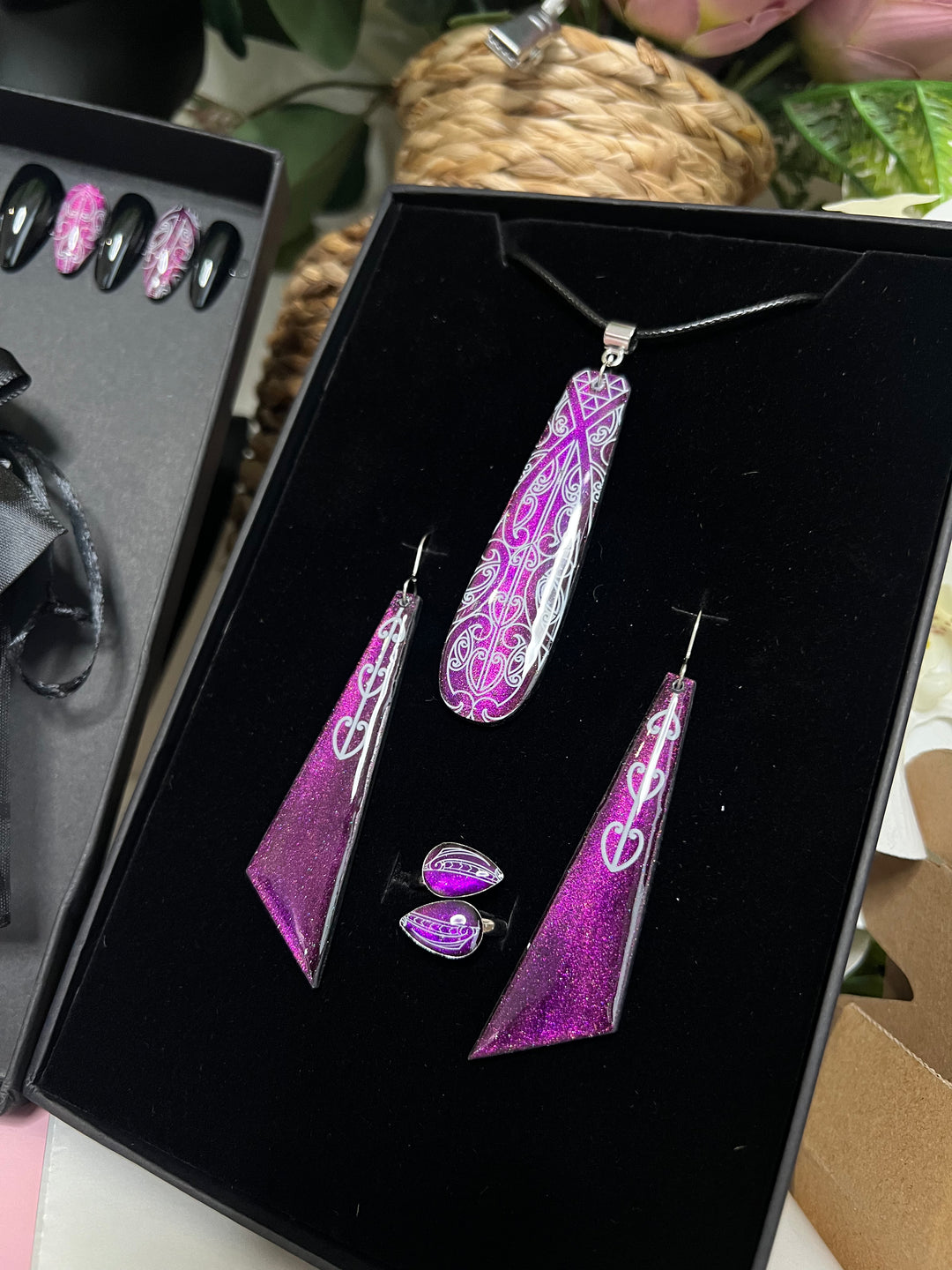 Waiporoporo Cat Eye Mana Māori Gift Set