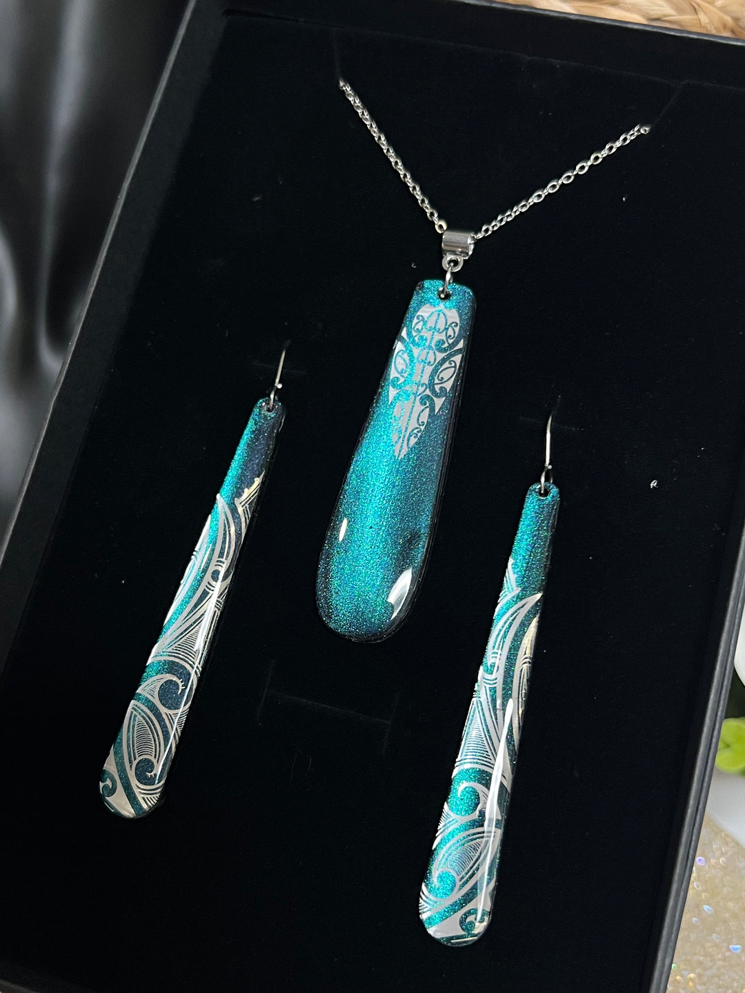 Te Tangi o te Tūī | Roimata