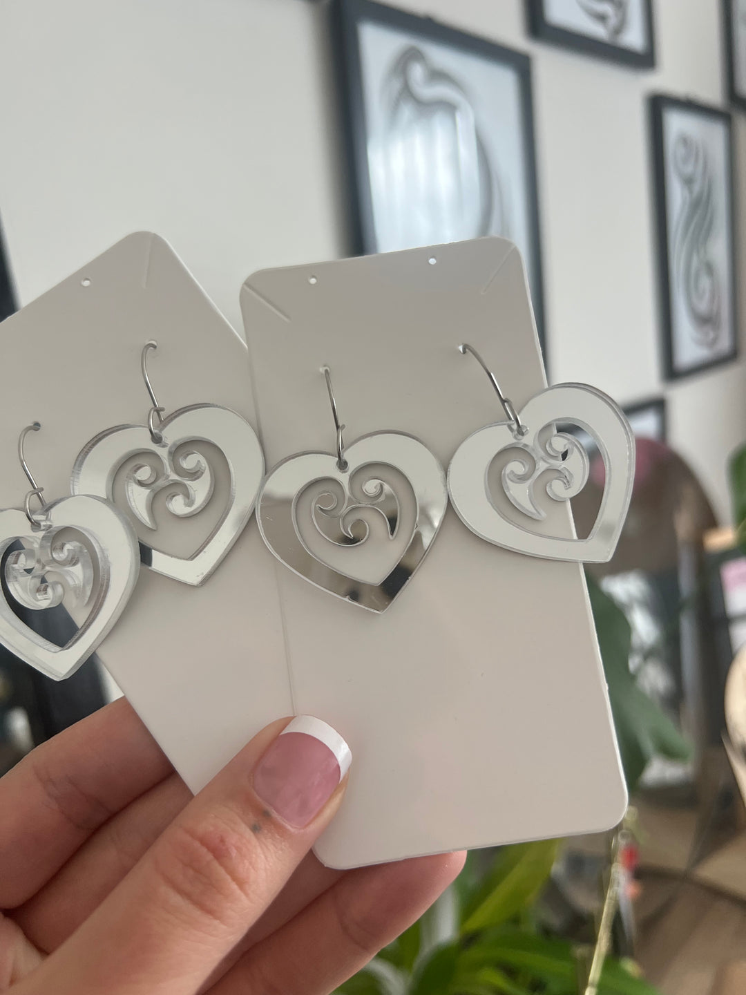 Heart Koru | Mirror Silver | Short Earrings